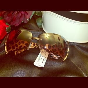 Jessica Simpson Tiger Sunglasses NWT